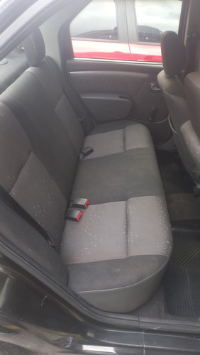 Renault Logan 1.6 16v Expression Hi-flex Aut. 4p