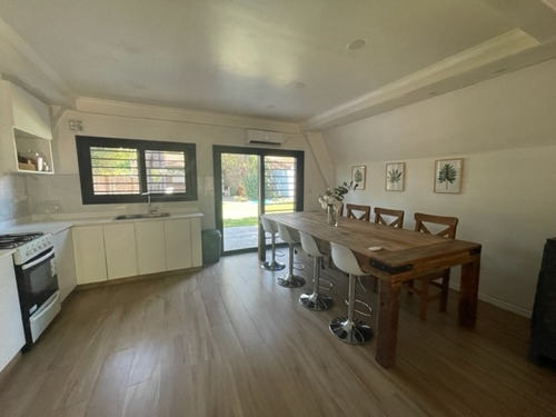 Imagen 5 de 8 de Venta - Casa Alpina Totalmente Remodelada En Dos Plantas