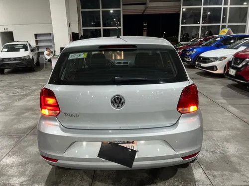 Volkswagen Polo 1.6 L4 Tiptronic At