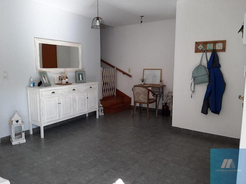 Imagen 7 de 25 de Venta Casa Bella Vista