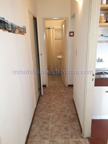 Imagen 3 de 7 de Ph 2 Ambientes En Pompeya