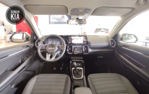 Imagen 8 de 15 de Kia Sonet Vibrant Mec 2023