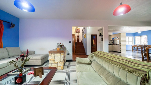 Venta Casa 5 Ambientes En Ciudad Madero