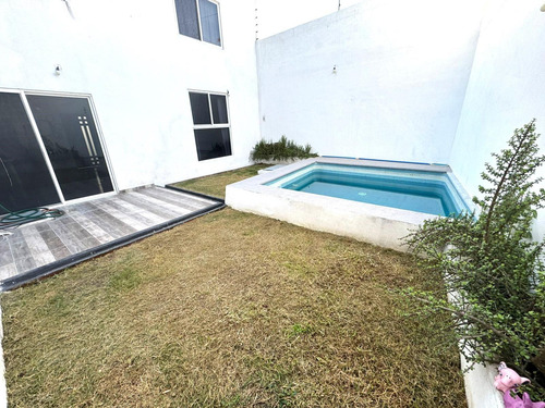 Renta Y Venta Casa Con Recámara En Pb, 3 De Mayo, Zapata Mor