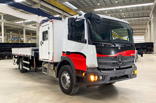 Caminhão Mb Atego 1719 4x2 25/25 Cabine Suplementar