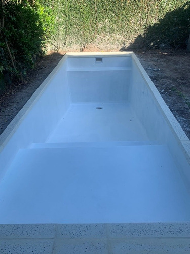 Imagen 4 de 5 de Construcciónes De Piscinas De Hormigón Arreglos,remodelacion