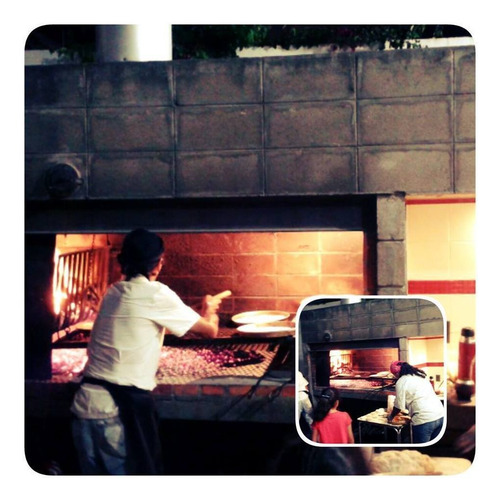 Imagen 6 de 12 de Servicio De Pizzas A La Parrilla Catering En Gral