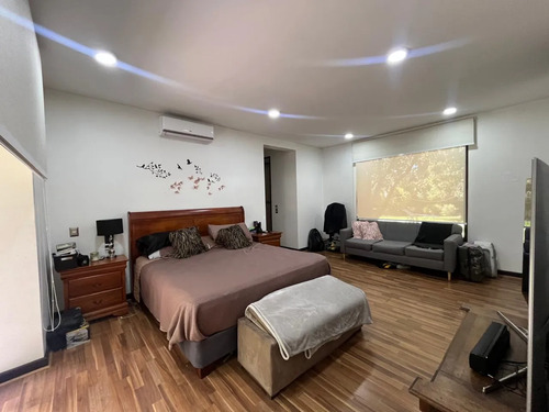 Gran Casa En Chicureo Bajo Costo De Agua