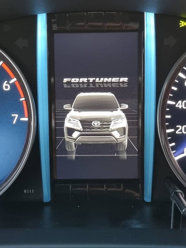 Imagen 10 de 11 de Toyota Fortuner