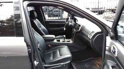 Imagen 13 de 15 de Jeep Grand Cherokee 5.7 Limited Premium V8 Blindada
