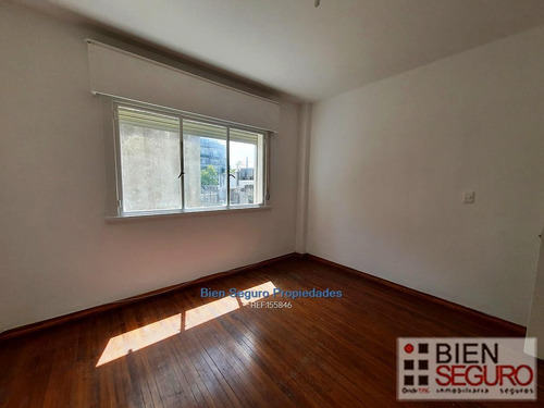 Apartamento De 3 Dormitorios En Alquiler En El Centro