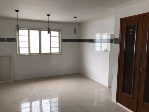 Imagem 6 de 14 de Sobrado Com 4 Quartos,2 Suíte,4 Vagas De Garagem 832