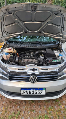 Volkswagen Voyage 2015 1.6 Msi Trendline Total Flex 4p
