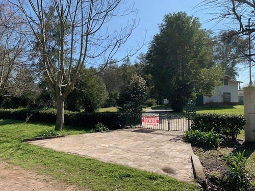 Imagen 2 de 30 de Hermosa Casa Quinta En Barrio Bosquecitos - Brandsen