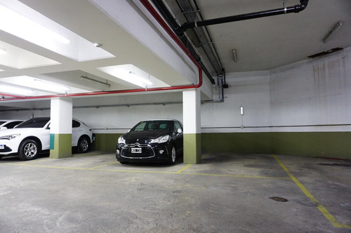 Excelente 3 Ambientes Con Cochera Piso 15. Imponente Vista