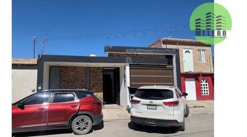 Casa En Venta En Col. Benigno Montoya
