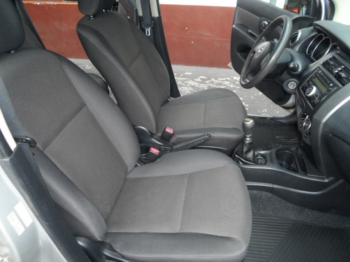 Nissan / Grand Livina 1.8 S 2013 Prata