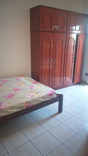 Imagem 8 de 14 de Apto Com 1 Qto Amplo, Sala Ampla E Com Vista Livre E Terraço, Próx Praia, Mercados, Etc Elevador, Boa Gar $ 190.mil