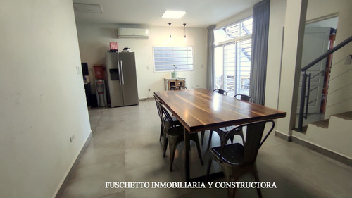Imagen 9 de 21 de La Tablada - Venta - Casa Con Quincho Y Pileta Cod 1677