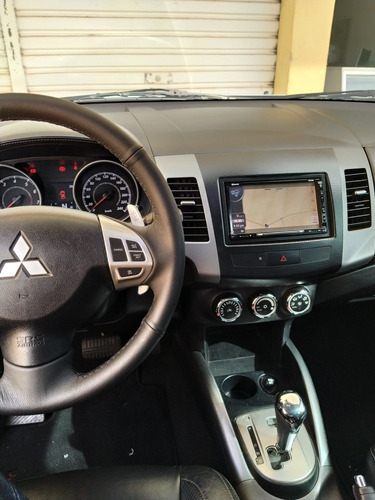 Imagem 7 de 15 de Mitsubishi Outlander 2012 3.0 V6 Gt 4wd 5p
