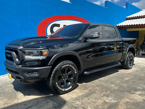 RAM 1500 5.7 V8 REBEL CD 4X4