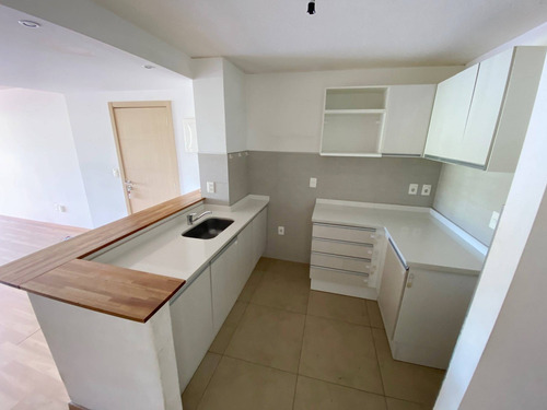 Imagen 2 de 9 de Venta De Apartamento Con 3 Dormitorios En Cordón