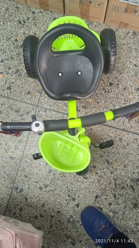 Imagen 3 de 6 de Triciclo Plástico