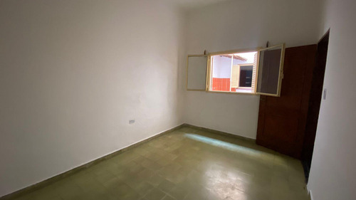 Bº Centro: Casa De 3 Dorm Con Asador