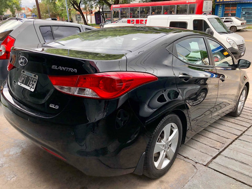 Hyundai Elantra 1.8 Gls 6mt Seguridad Premium 2014
