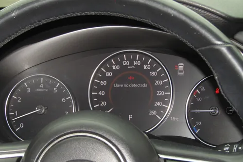 Mazda 3 2.0 Touring Tp