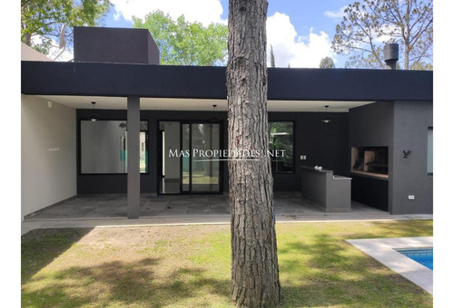 Casa En Venta 5 Amb En Altos De San Vicente Canning