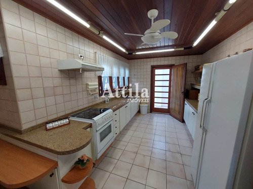 Imagem 20 de 24 de Sobrado 4 Dorms., Lazer, Enseada - V678