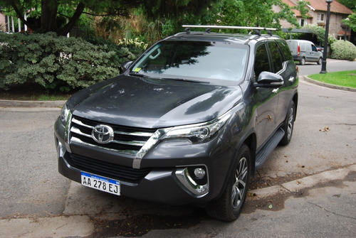 Toyota Hilux Sw4 Tdi Srx 2.8 At 2016