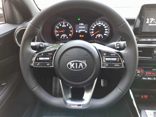 Kia Cerato 2.0 Gt Line - 2021 0km! Techo-cuero-automatic
