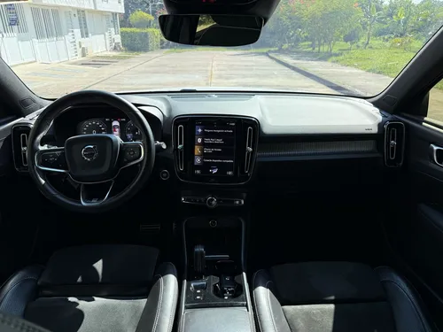 Volvo XC40 2.0 T5 Awd R-design