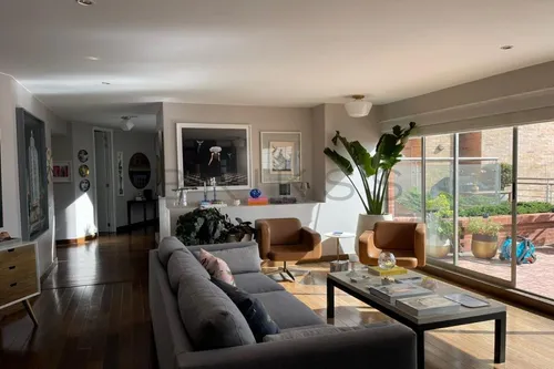 Apartamento En Arriendo/venta En Los Rosales. Cod A1957