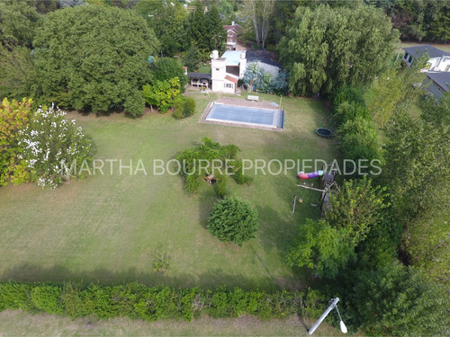 Casa Quinta En Venta Ubicado En Parque Exaltación, Exaltación De La Cruz, G.b.a. Zona Norte