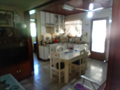 Casa À Venda Na Avenida Tiradentes, Aparecida, Alvorada - Rs - Liv-12061