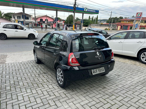 Renault Clio Expression 1.0 16v 4p