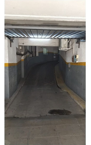 Recoleta, Cochera Dls 15.000.m.t.alvear 1378