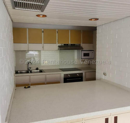 Km Apartamento En Alquiler En Altamira, Distrito Metropolitano
