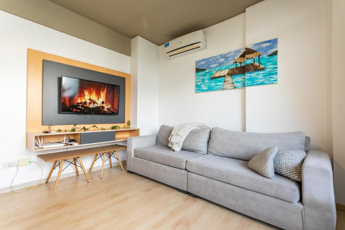 Venta Departamento Amoblado 2 Ambientes Con Piscina Y Sum En Las Cañitas