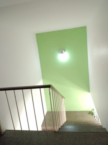 Se Vende Casa En San Bernardino 380m2 T - 760m2 C