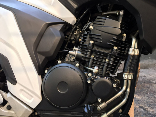 Imagen 16 de 19 de Yamaha Fz 25