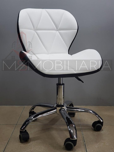 Imagen 1 de 4 de Silla Baja Ideal Para Camilla Spa Totto Pedicure Manicure