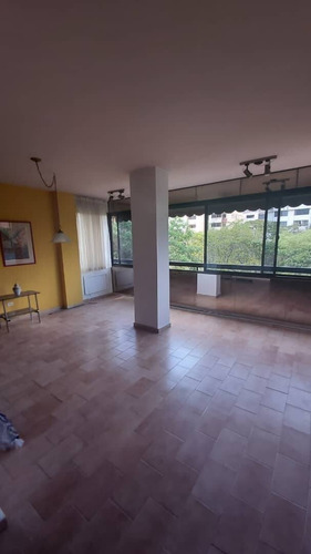 Imagen 5 de 11 de Venta De Apartamento En La Trigaleña A Remodelar Llamar A Darymar Reveron 04145439979