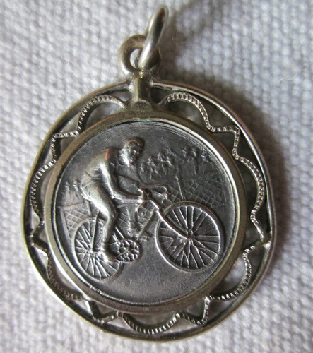 Antigua Medalla De Ciclismo 