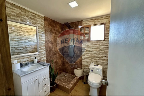 Dos Excelentes Y Renovadas Casas Al Precio De Una