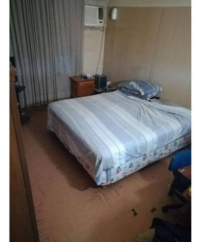 Casa En Excelente Ubicacion Acepta Permuta !!!!!
