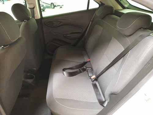 Imagem 8 de 10 de Chevrolet Onix 1.0 Mpfi Lt 8v
